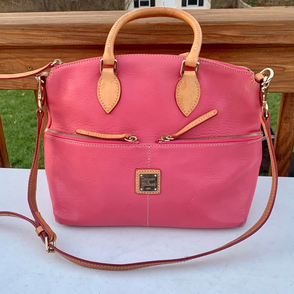 Dooney & Bourke Bag
